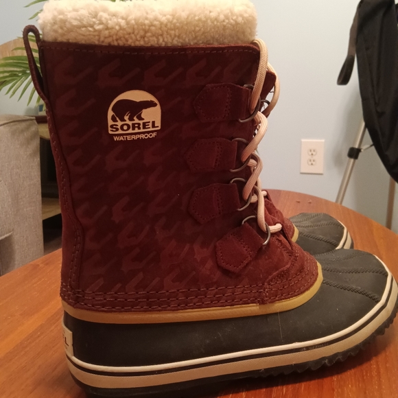 Sorel - Picture 3 of 12